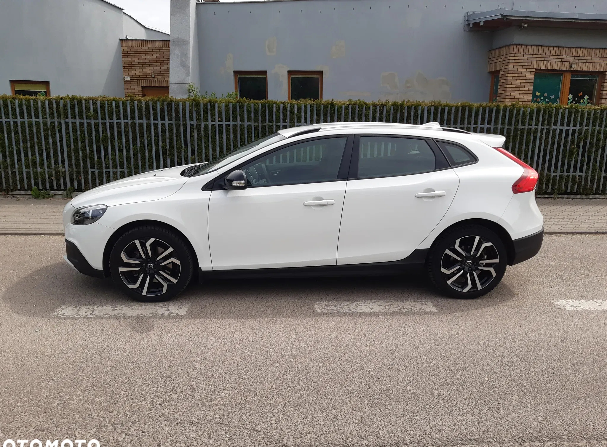 volvo v40 warszawa Volvo V40 cena 55000 przebieg: 173000, rok produkcji 2017 z Warszawa